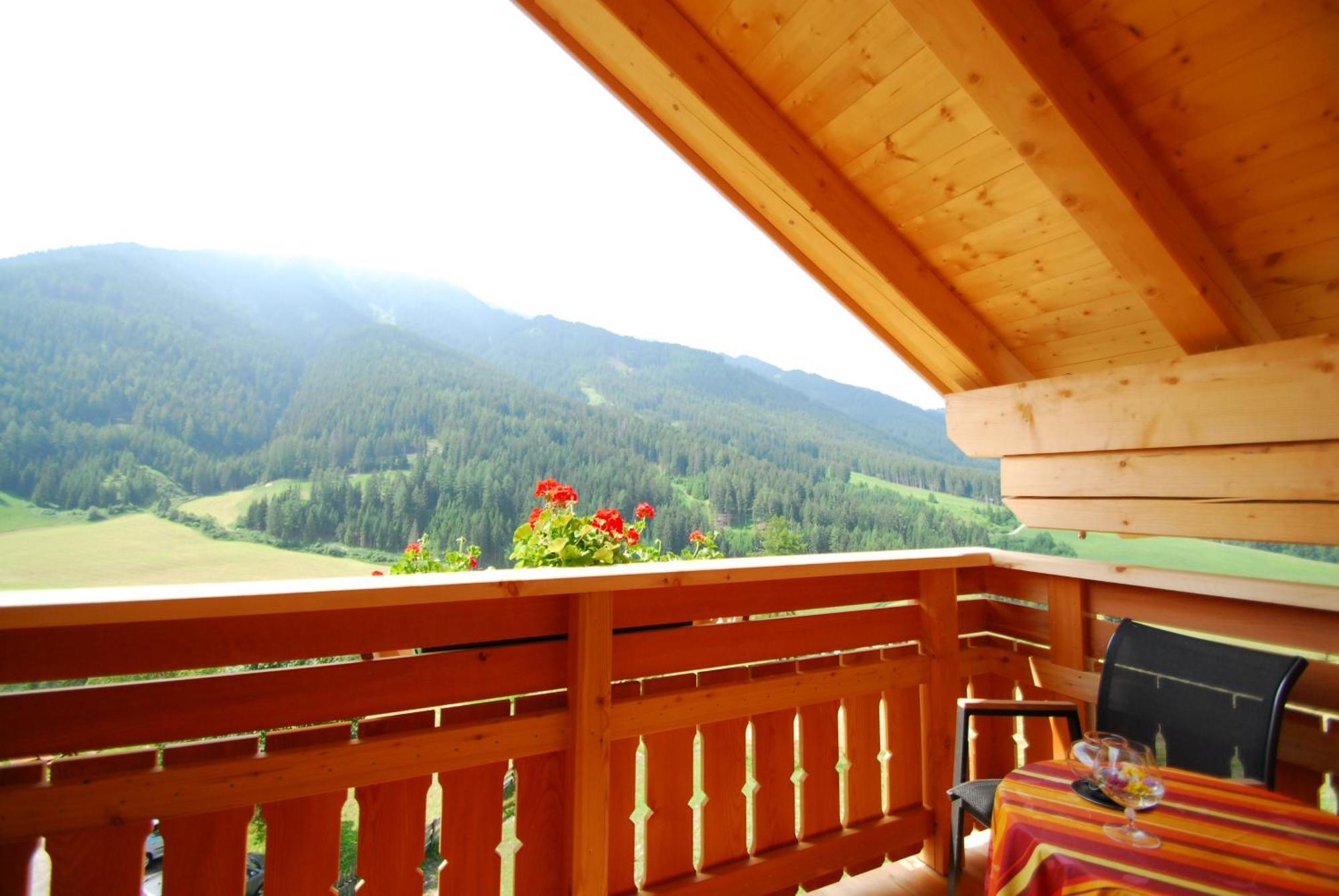 Oberkantiolhof Funes  Room photo