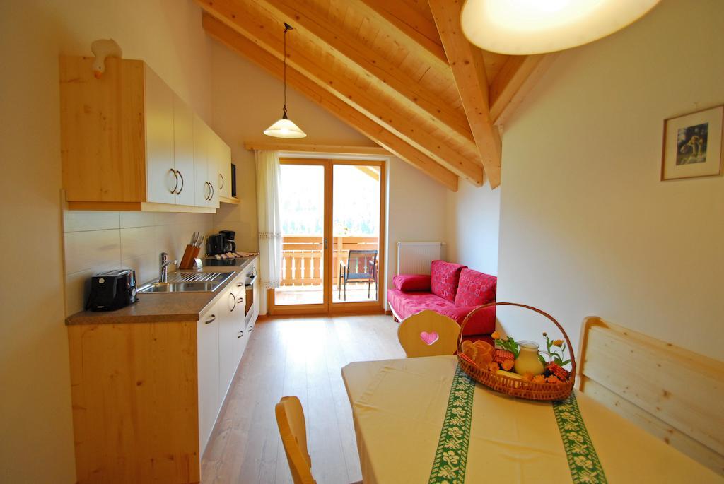 Oberkantiolhof Funes  Room photo