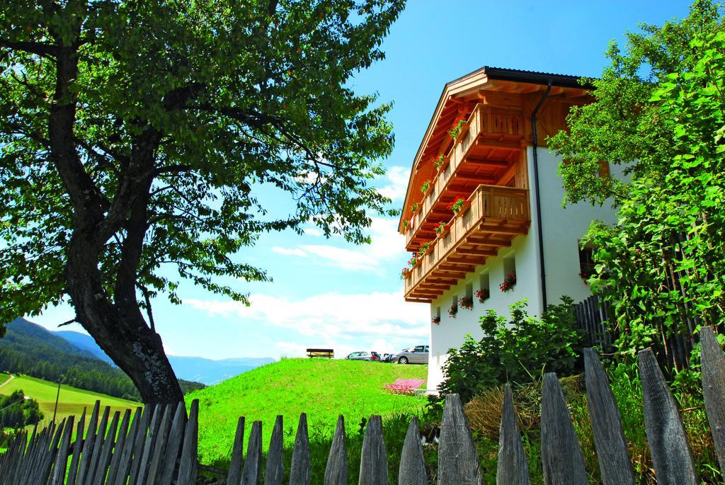 Oberkantiolhof Funes  Exterior photo